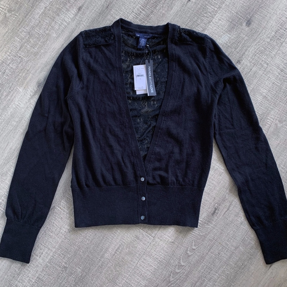 LACE BACK SWEATER CARDIGAN